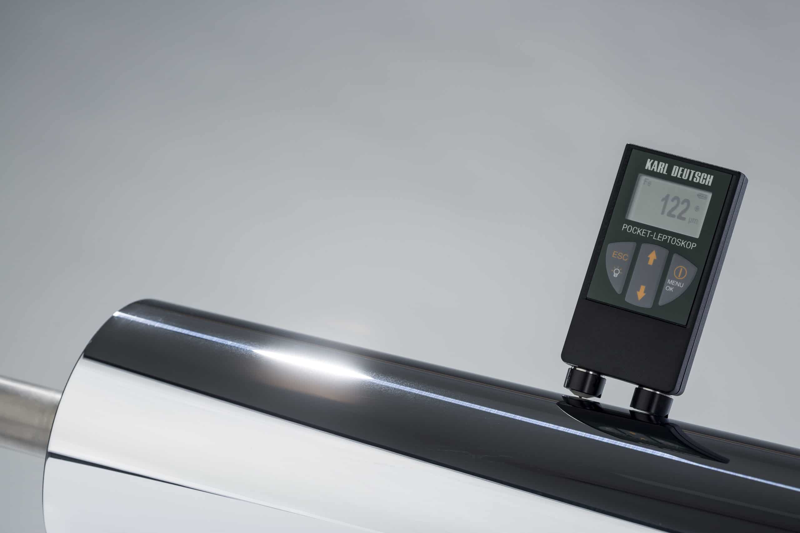 Hard chrome plated roller with coating thickness gauge